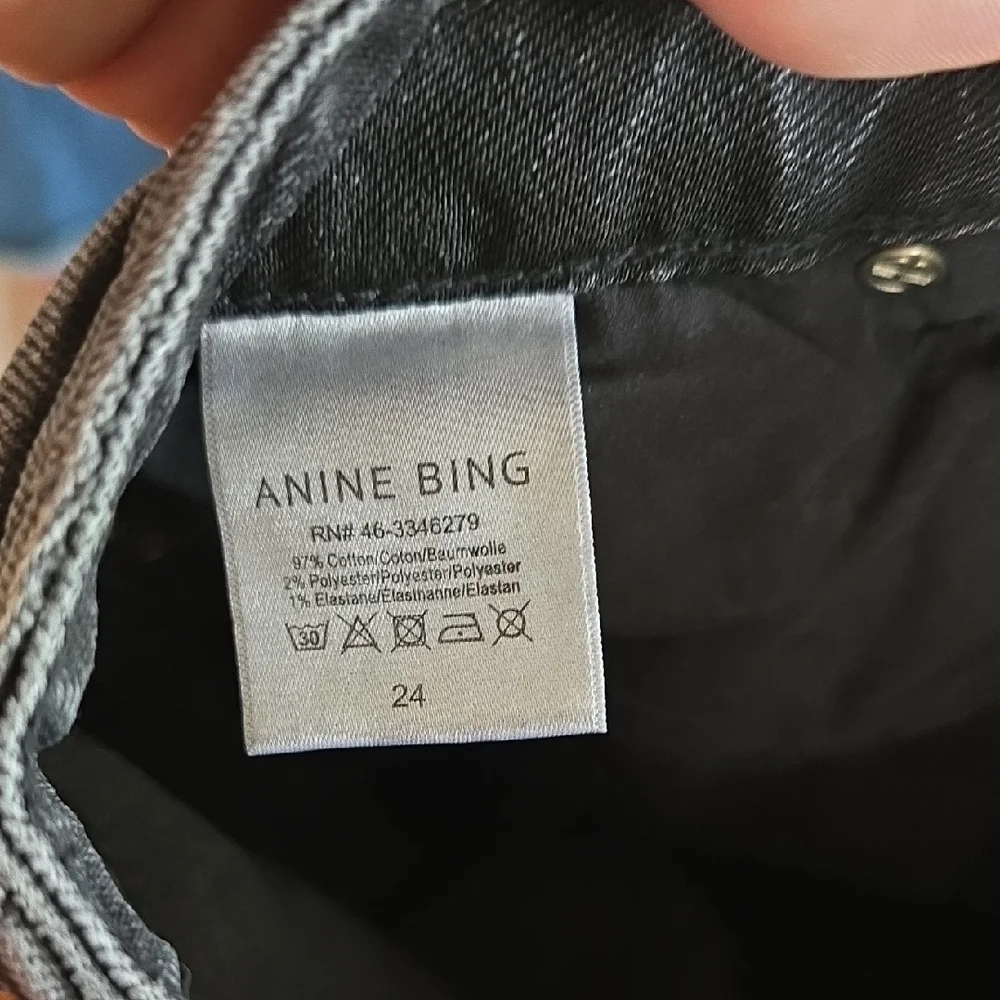 Annie Bing Jeans - Picture 5 of 6